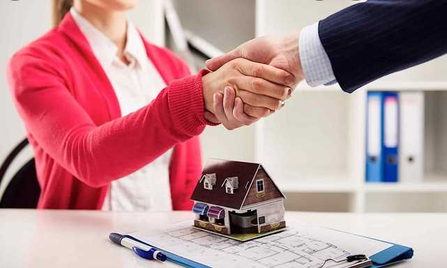 The Ultimate Guide to Becoming a Successful Real Estate Agent
