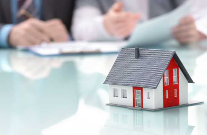 Banks or HFCs-Who can give the Best Home Loan Interest Rates