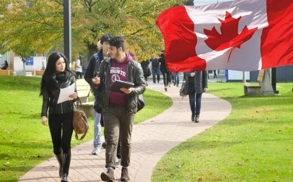 Benefits Of Studying At Canadian MBA Colleges